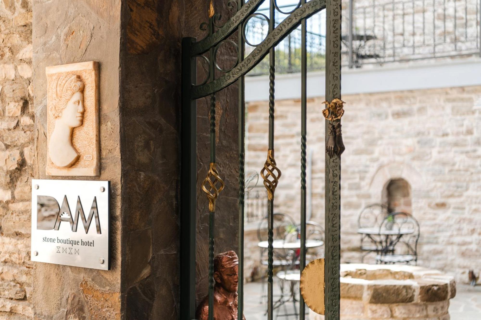 Dam Stone Boutique Hotel ジロカストラ エクステリア 写真